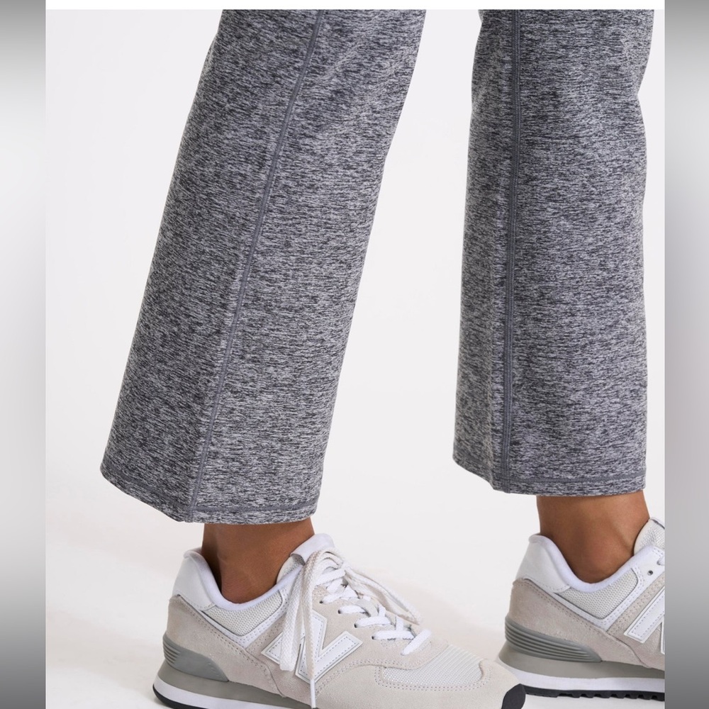 Vuori mid rise legging - Picture 6 of 13
